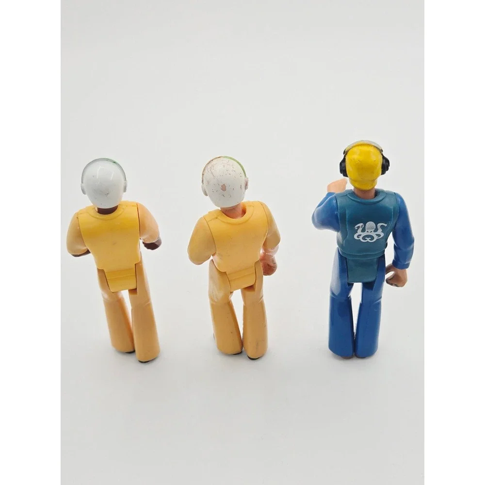 Vintage Fisher Price Adventure Series Action Figure Lot of 6 Rescue Figures